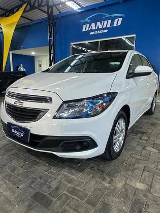 CHEVROLET PRISMA 1.4 MPFI LT 8V FLEX 4P MANUAL CHEVROLET PRISMA 1.4 MPFI LT 8V FLEX 4P MANUAL